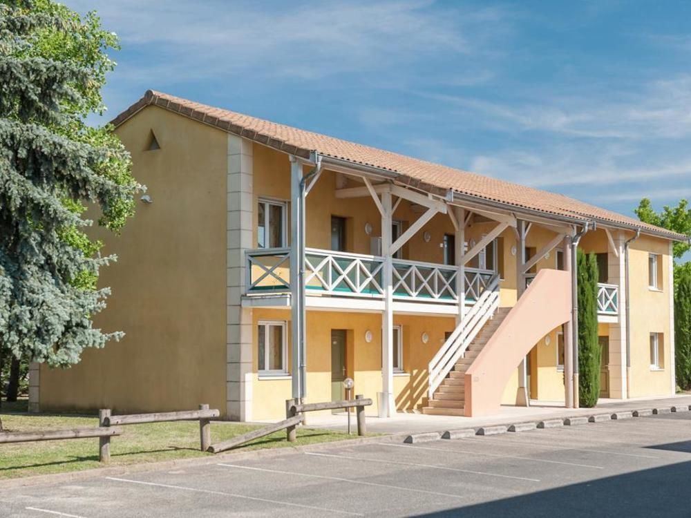 Hotel Newport Villefranche-sur-Saône Exterior foto